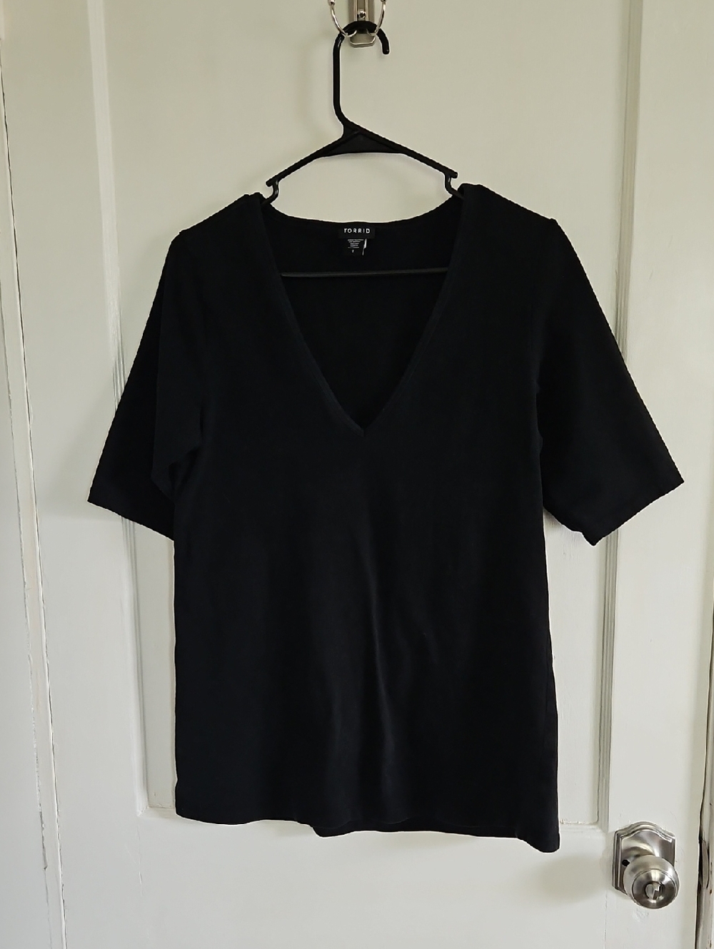 Torrid Black V-Neck Short Sleeve Top
